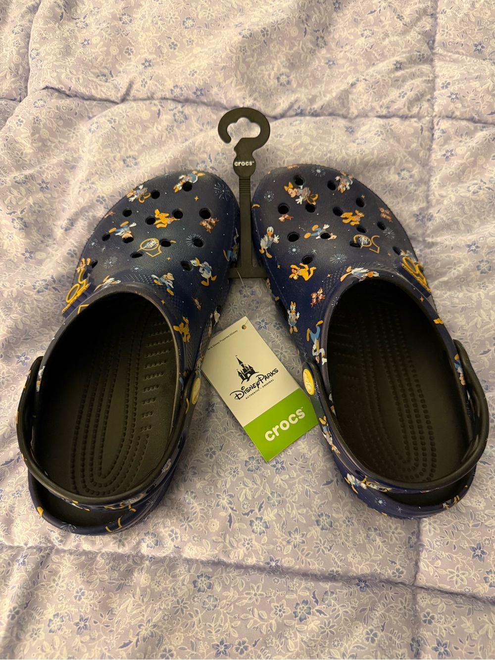 Crocs Disney 50th size 6